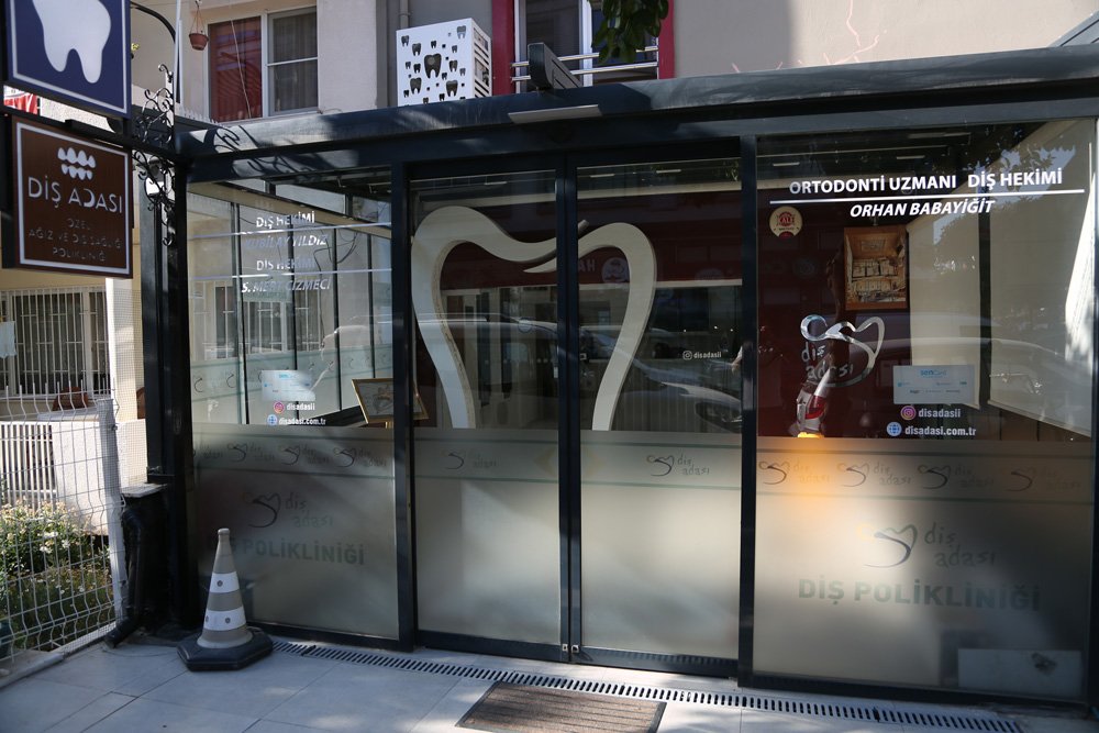 dis-adasi-dental-clinic